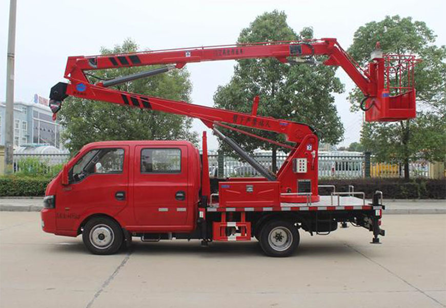 東風(fēng)途逸雙排13米高空作業(yè)車(chē)圖片