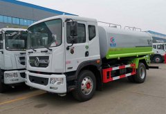 下雨后，灑水車上路作業(yè)，是否多此一舉？