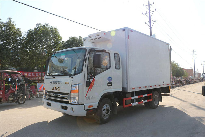 程力威牌CLW5041XLCH5冷藏車(chē)